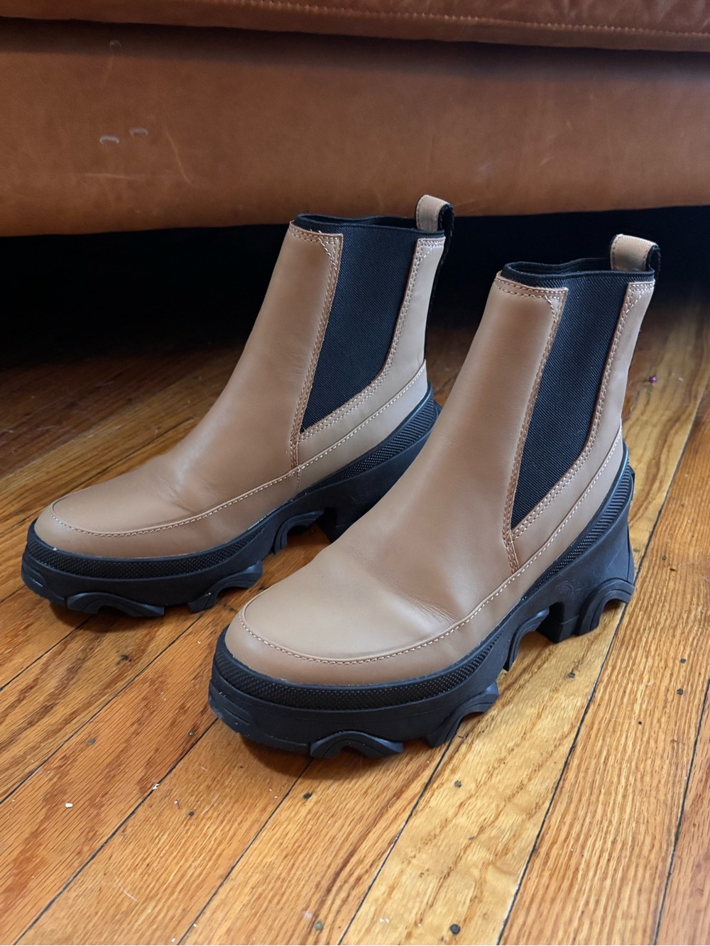 Sorel Tan Chelsea Lug Sole Ankle Boots